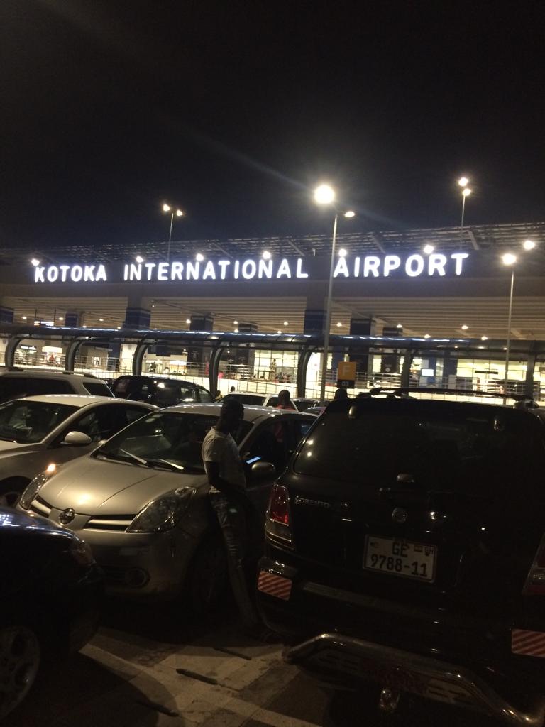 Airline & Hotel Reservation